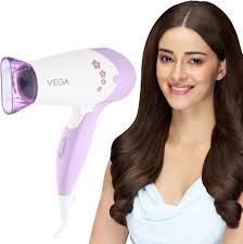 How to Use a Hair Dryer Without Damaging Hair